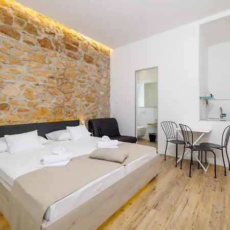 Erika 3* Цриквеница