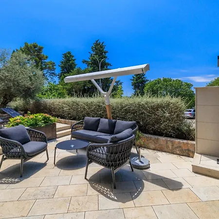 Erika Гостевой дом Цриквеница