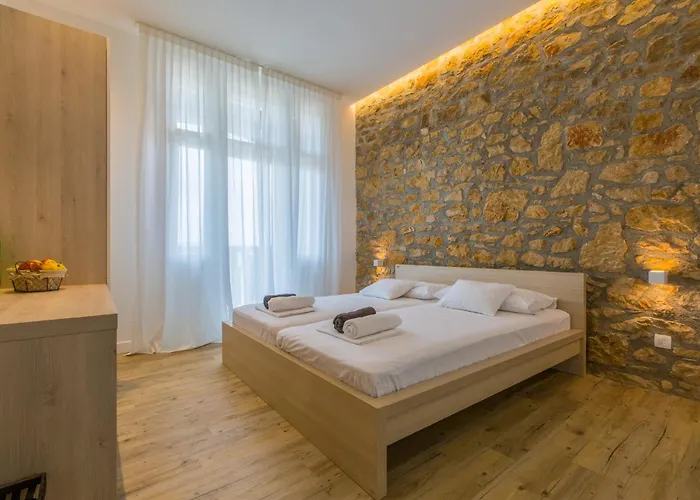 게스트하우스 Erika 크리크베니카