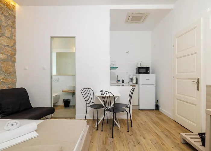 Erika 3* 크리크베니카